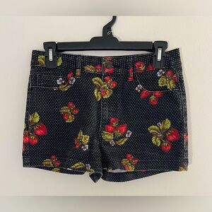 Forever 21 Strawberry Shorts (SIZE 27)